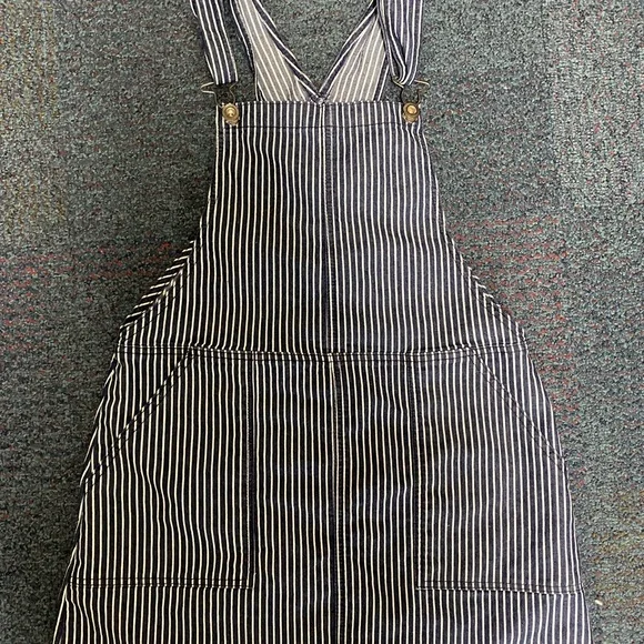 Altar’d State Overall Dress. Size S. Comfy fabric and only worn 3-4 times! - Picture 7 of 7
